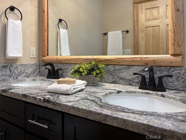 478 Cedar, Sugarloaf, CA 92386