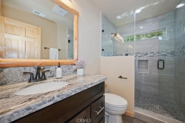 478 Cedar, Sugarloaf, CA 92386