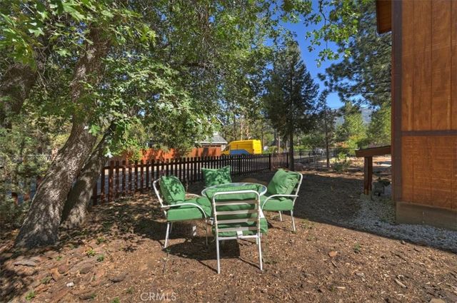 478 Cedar, Sugarloaf, CA 92386