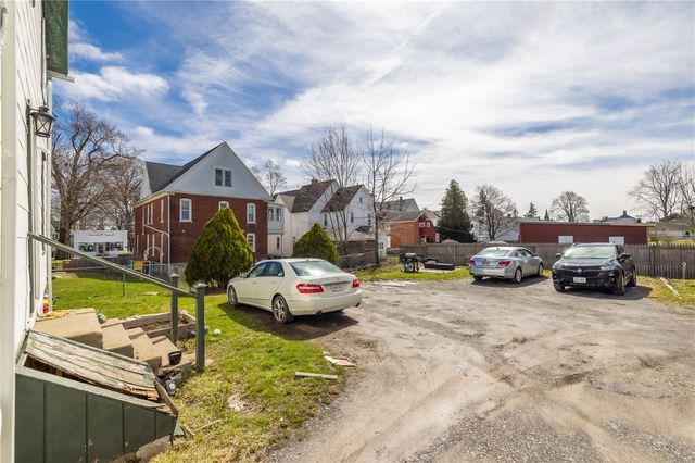 135 North Street, Geneva City, NY 14456