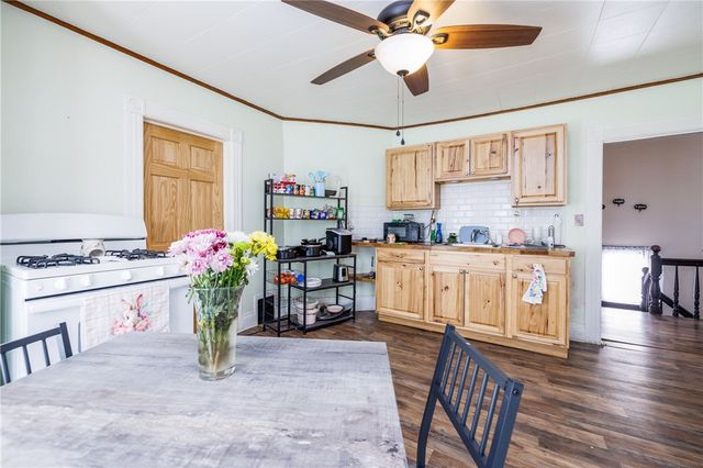 135 North Street, Geneva City, NY 14456