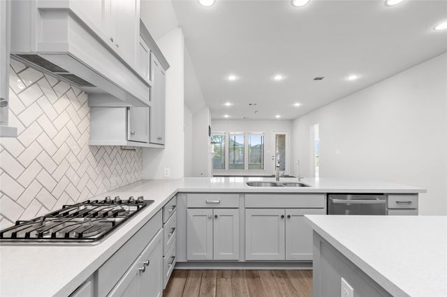 5030 Morrison Drive, Manvel, TX 77578