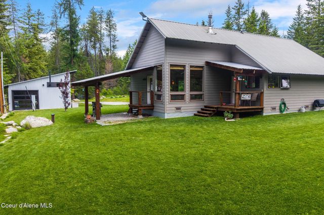 320 Coyote Creek Lane, Sandpoint, ID 83864