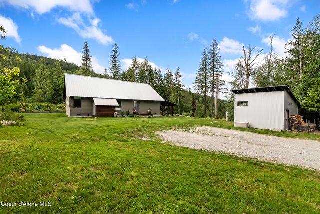 320 Coyote Creek Lane, Sandpoint, ID 83864