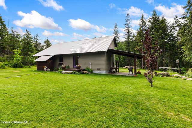 320 Coyote Creek Lane, Sandpoint, ID 83864