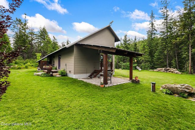 320 Coyote Creek Lane, Sandpoint, ID 83864
