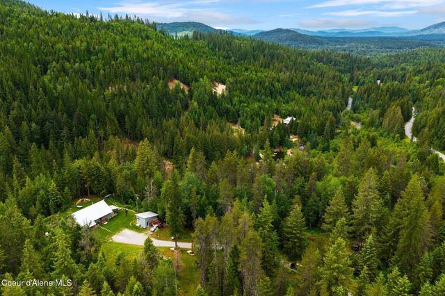 320 Coyote Creek Lane, Sandpoint, ID 83864