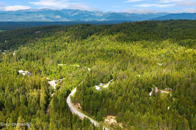 320 Coyote Creek Lane, Sandpoint, ID 83864