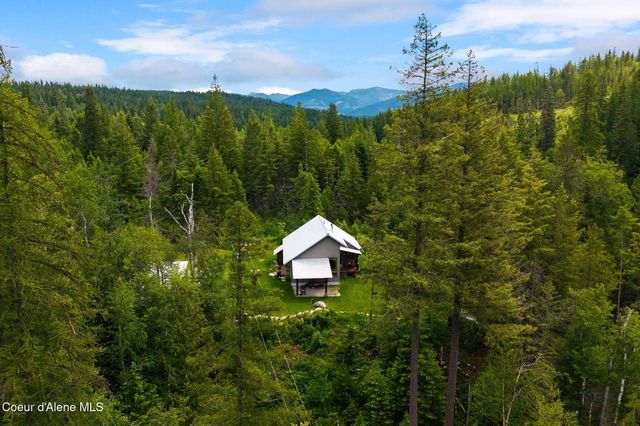 320 Coyote Creek Lane, Sandpoint, ID 83864