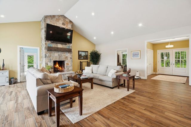 231 Smith Hill Road, Franklin, NH 03235