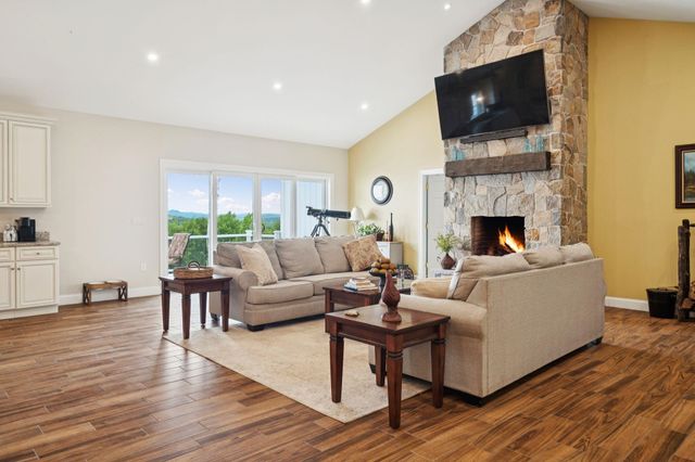 231 Smith Hill Road, Franklin, NH 03235