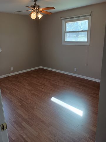 204 Hazelwood Drive, Hendersonville, TN 37075