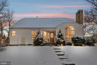 44 TUDOR DR, Burlington, NJ 08016