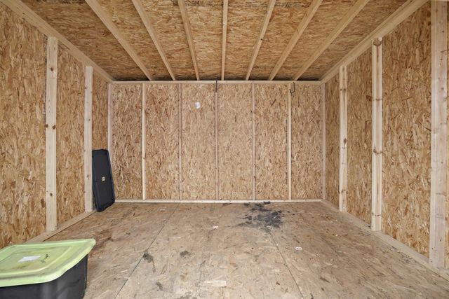 908 7TH AVE NW, Minot, ND 58703