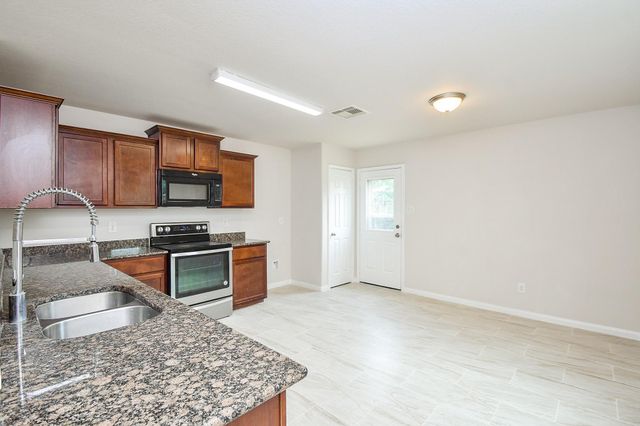 17119 Hawks Landing Drive, Hockley, TX 77447