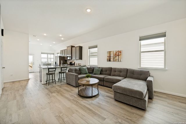 9532 Griffith Run, Converse, TX 78109