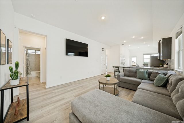 9532 Griffith Run, Converse, TX 78109