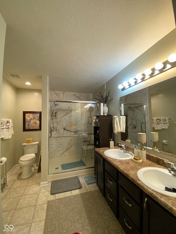 3187 Limber Pine Drive, Whiteland, IN 46184