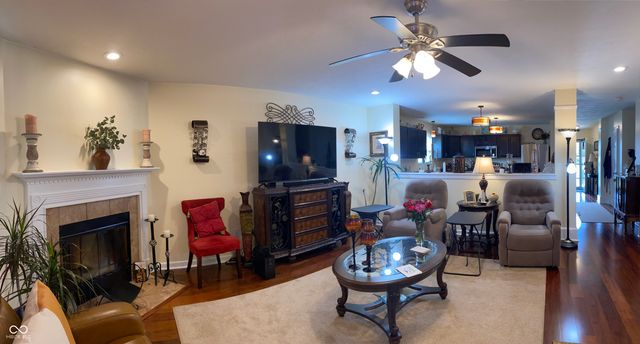 3187 Limber Pine Drive, Whiteland, IN 46184