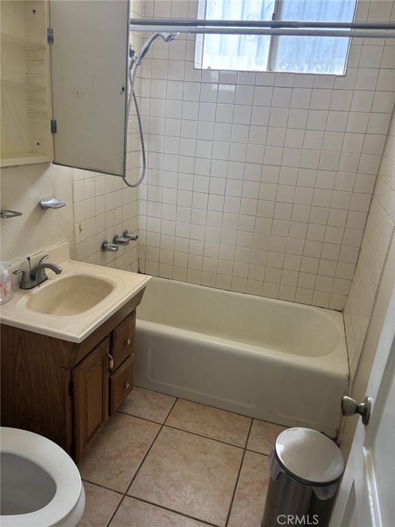 8156 Hazeltine, Panorama City, CA 91402 — photo 5