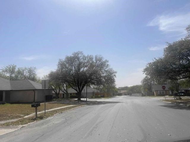 6402 Green Top Drive, San Antonio, TX 78233