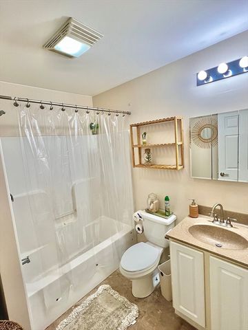 10 Milton Ridge Road 10, Lynn, MA 01902