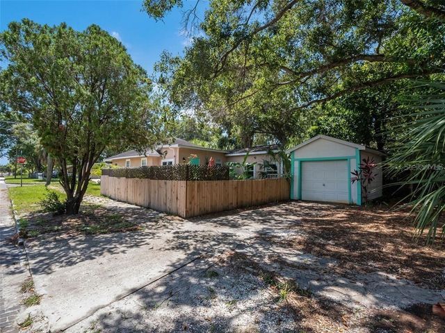 201 35TH STREET S, St Petersburg, FL 33711