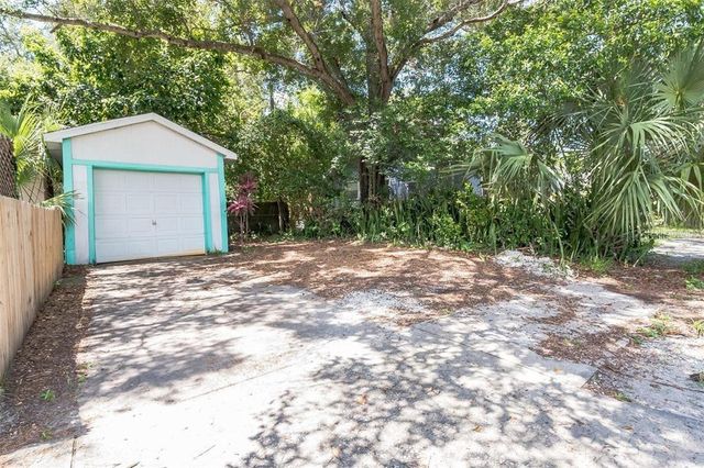 201 35TH STREET S, St Petersburg, FL 33711