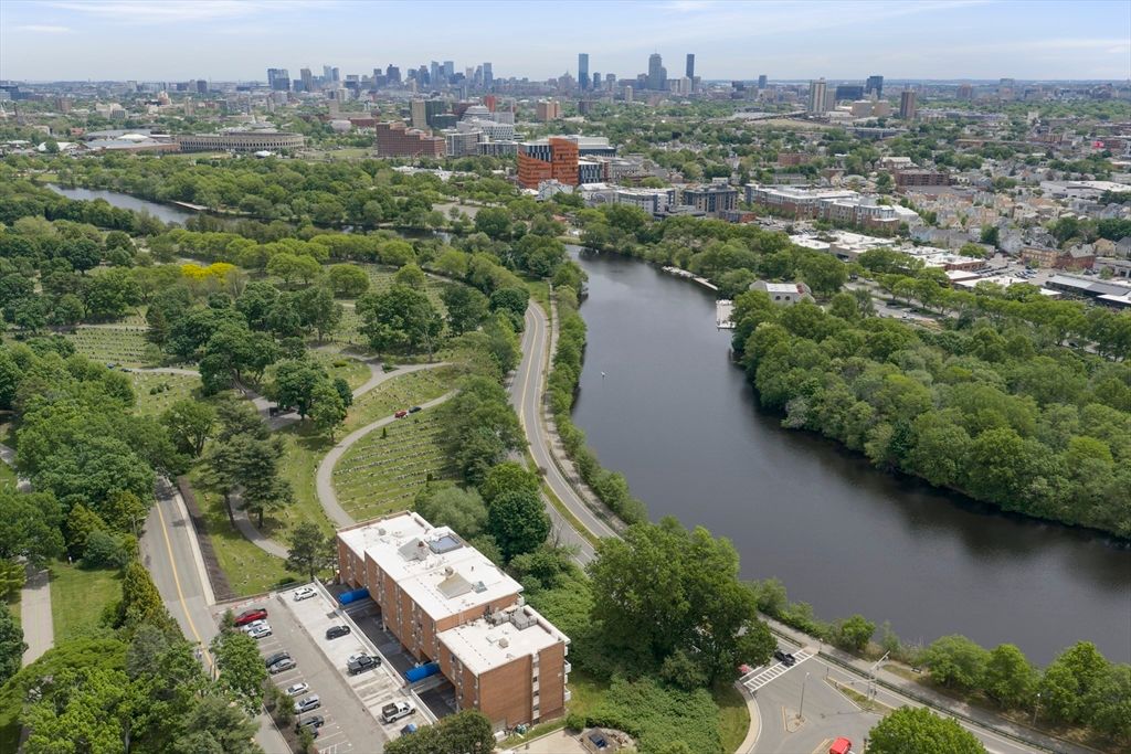 231 Coolidge Ave 409, Watertown, MA 02472