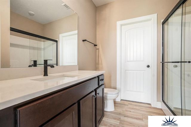 9710 N 167th Avenue Circle, Bennington, NE 68007