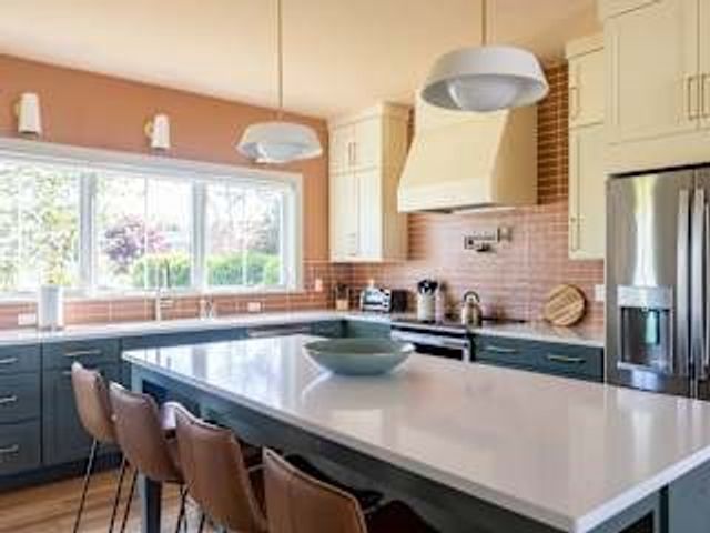 557 Bristol Ferry Road A, Portsmouth, RI 02871