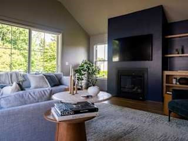 557 Bristol Ferry Road A, Portsmouth, RI 02871