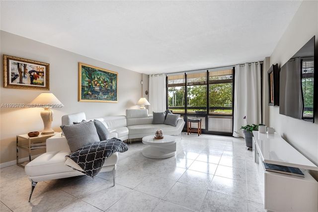 1401 S Federal Hwy 122, Boca Raton, FL 33432