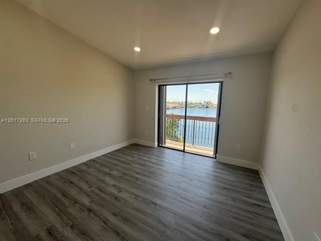 5650 W 26th Ct 206, Hialeah, FL 33016
