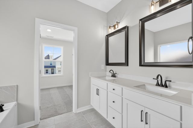 467 Triple Crown Cir, Gallatin, TN 37066