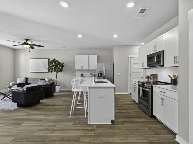 2166 Nectar Ln, Columbia, TN 38401