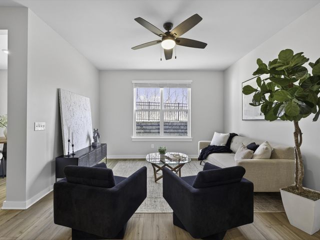 2166 Nectar Ln, Columbia, TN 38401