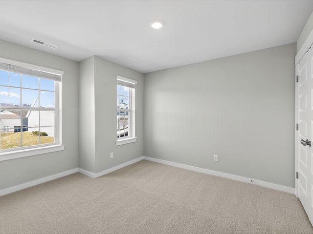 2166 Nectar Ln, Columbia, TN 38401