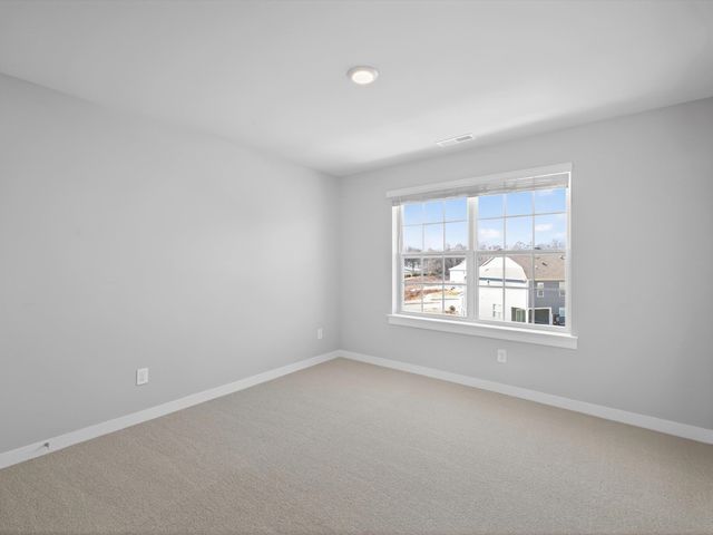 2166 Nectar Ln, Columbia, TN 38401