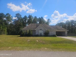 14954 Camp Lane, Gulfport, MS 39503