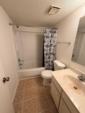 11983 Bob White Drive 845, Houston, TX 77035