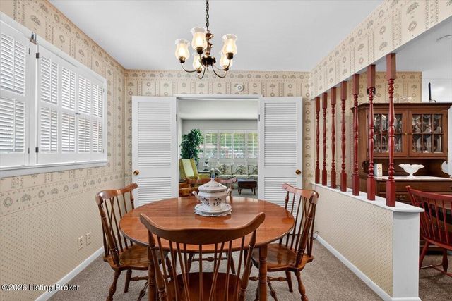5610 Jeanine Dr, Louisville, KY 40219