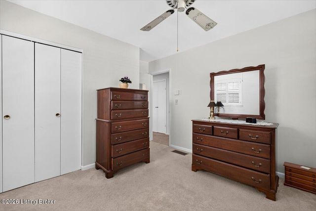 5610 Jeanine Dr, Louisville, KY 40219