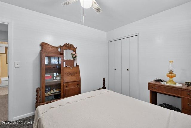 5610 Jeanine Dr, Louisville, KY 40219