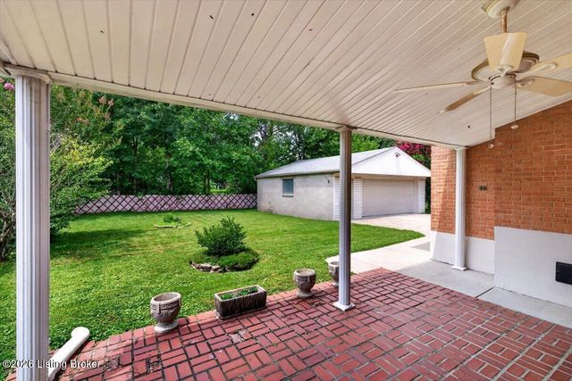 5610 Jeanine Dr, Louisville, KY 40219