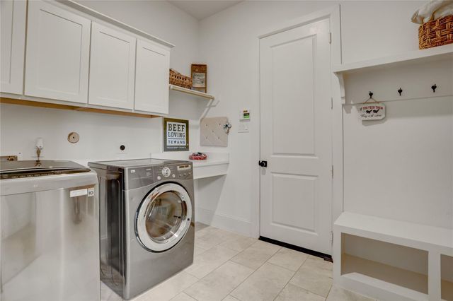 4902 Brazos Lakes Drive, Richmond, TX 77469