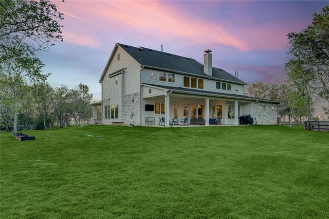 4902 Brazos Lakes Drive, Richmond, TX 77469