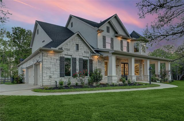 4902 Brazos Lakes Drive, Richmond, TX 77469