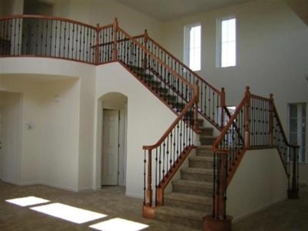 Image 2 of property listing at 15220 Torrey Pines Circle, Chowchilla, CA 93610