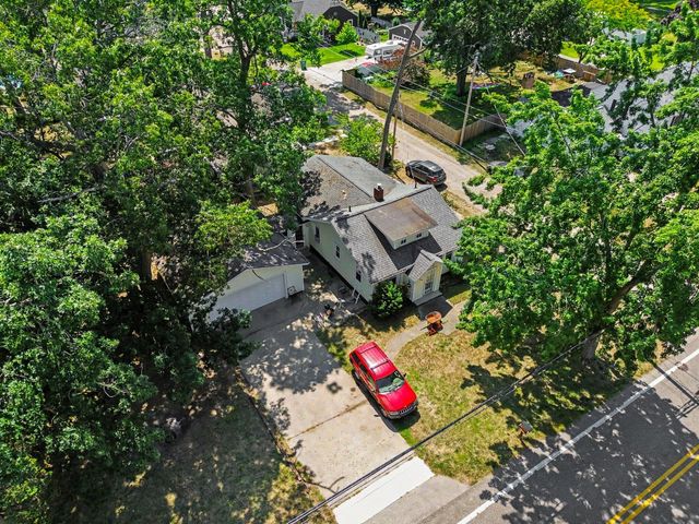 506 Bear Lake Road, North Muskegon City, MI 49445